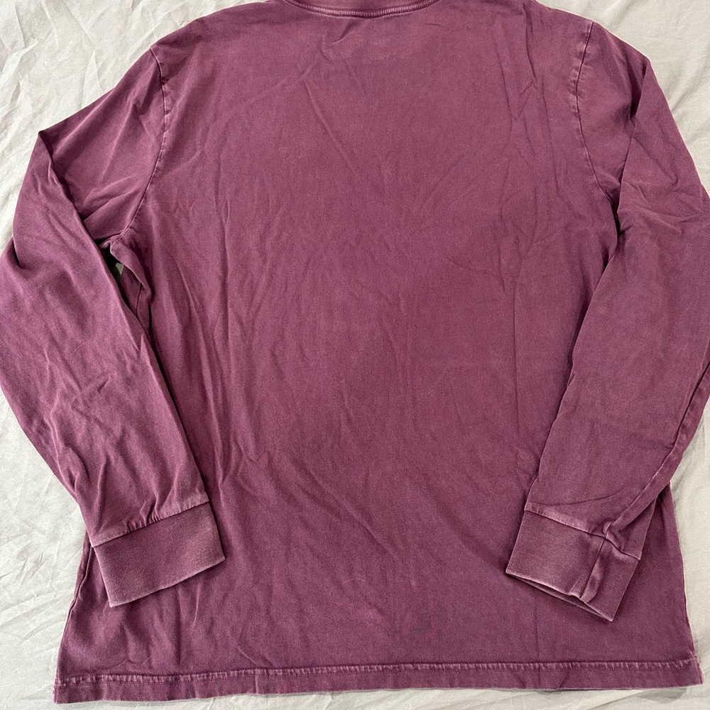 American Eagle Outfitters Long-Sleeve Tee in Dusty Mauve with Snoopy Graphic - Picture 4 of 5